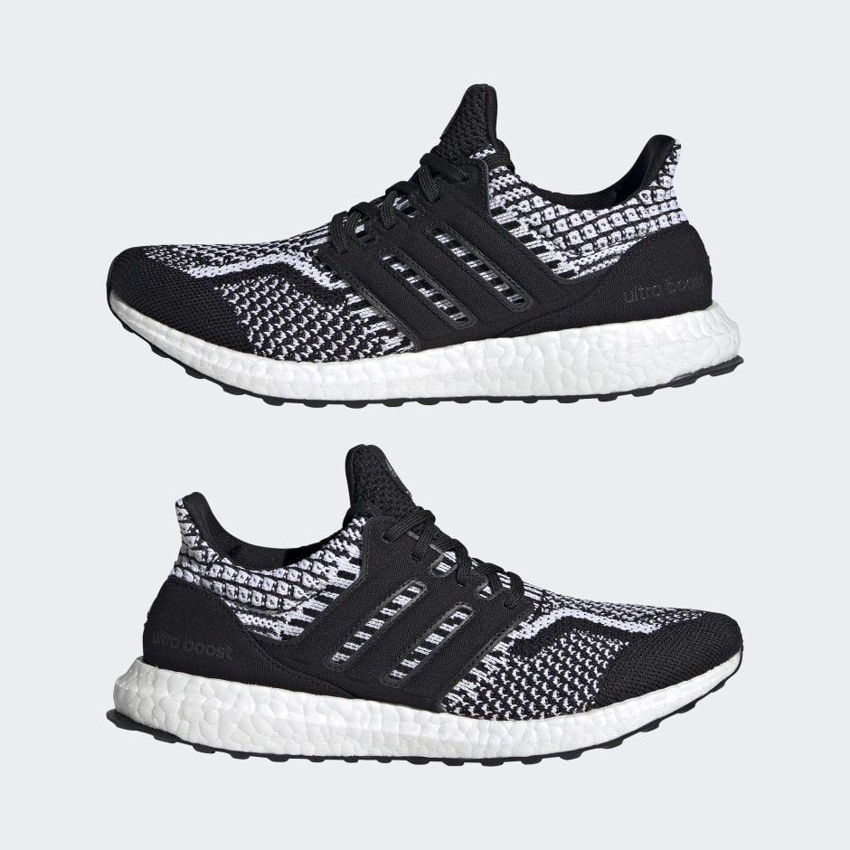 Ultraboost 5.0 DNA Shoes