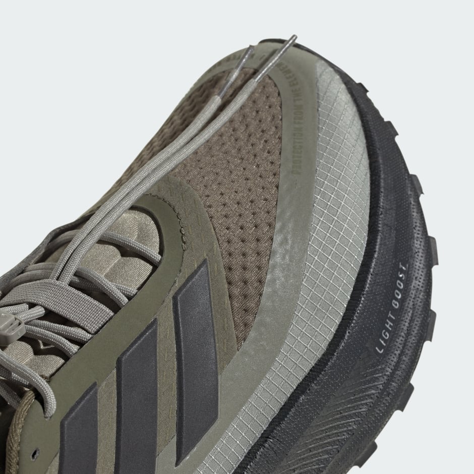 נעלי Ultraboost 5 TR