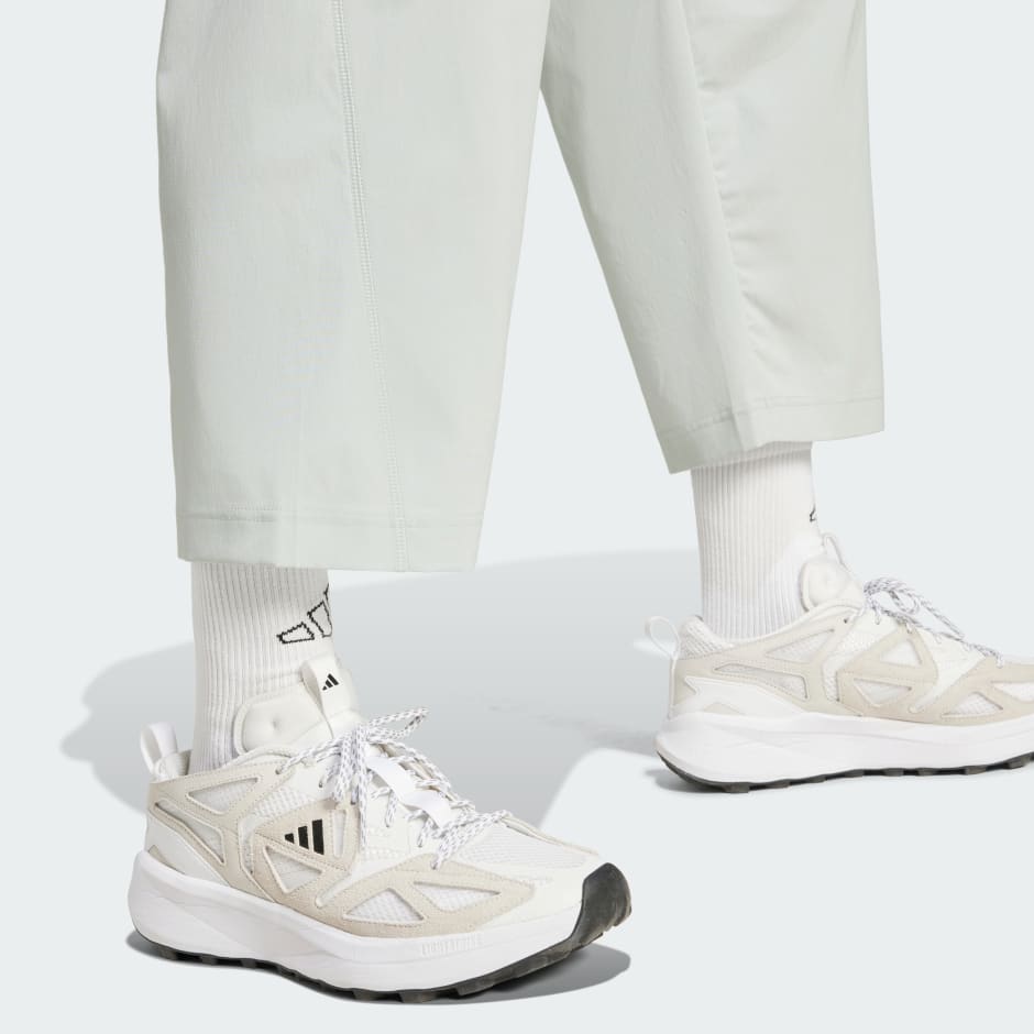 City Escape Stretch Woven Pants