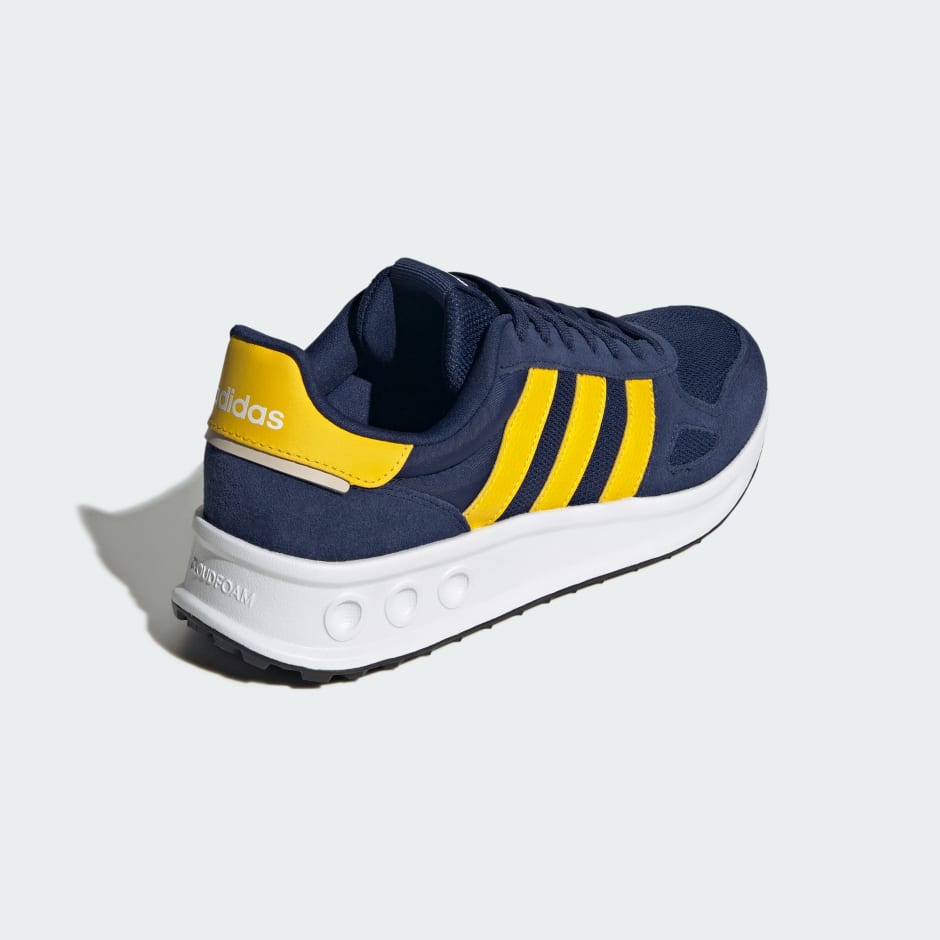 Run 84 Shoes