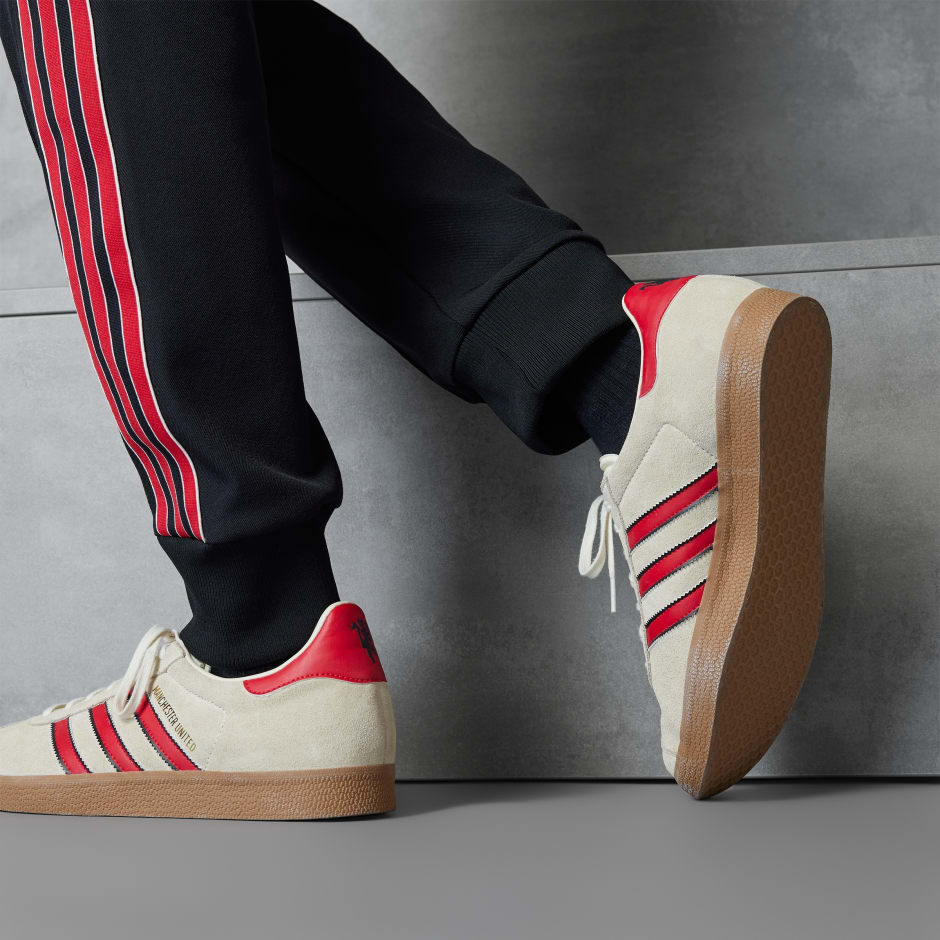Pantofi sport Gazelle Manchester United Terrace Icons