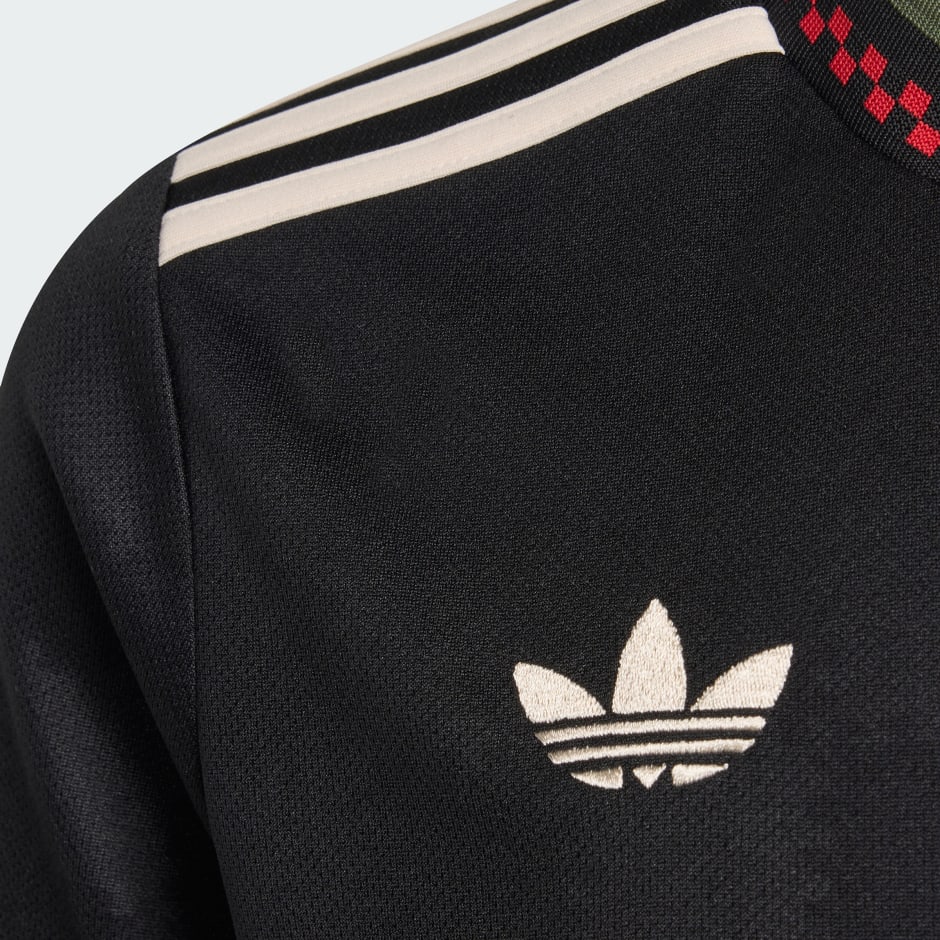 Treći dres FC Bayern 25/26