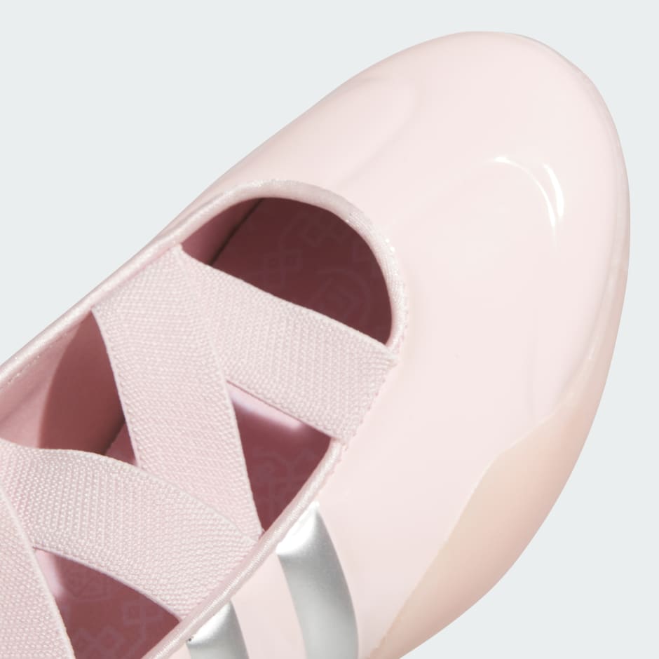 TAEKWONDO BY CAROLINE HU X EDISON CHEN