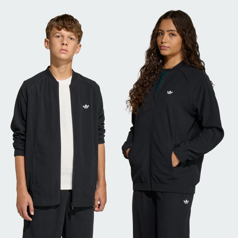 PREDIMENZIONIRAN GORNJI DIO TRENIRKE OD SAMTA SST