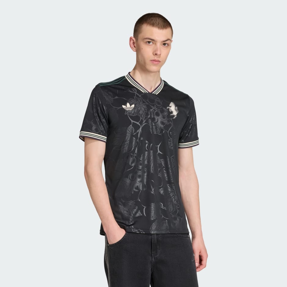 القميص الثالث ليوفنتوس 25/26