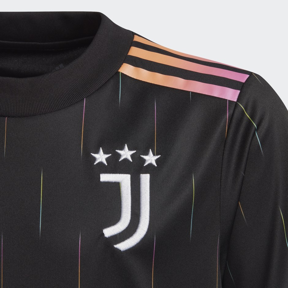 قميص Juventus 21/22 Away image number null