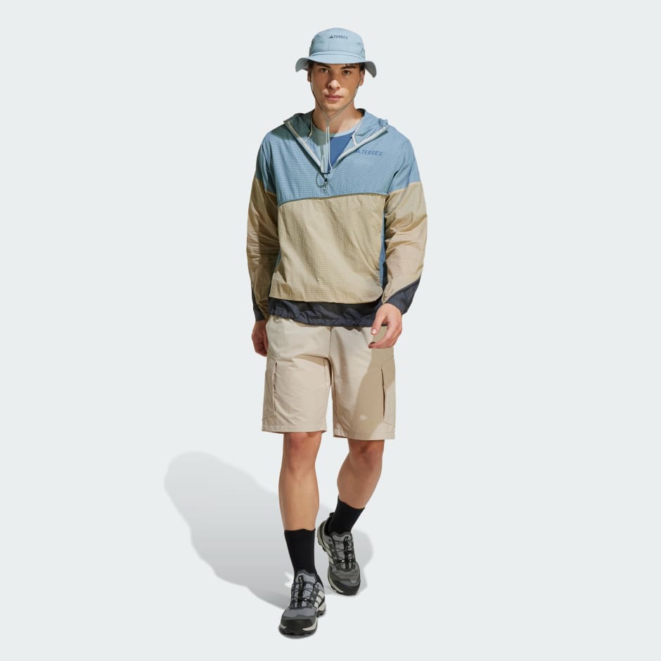 Kratke cargo hlače Terrex Xploric