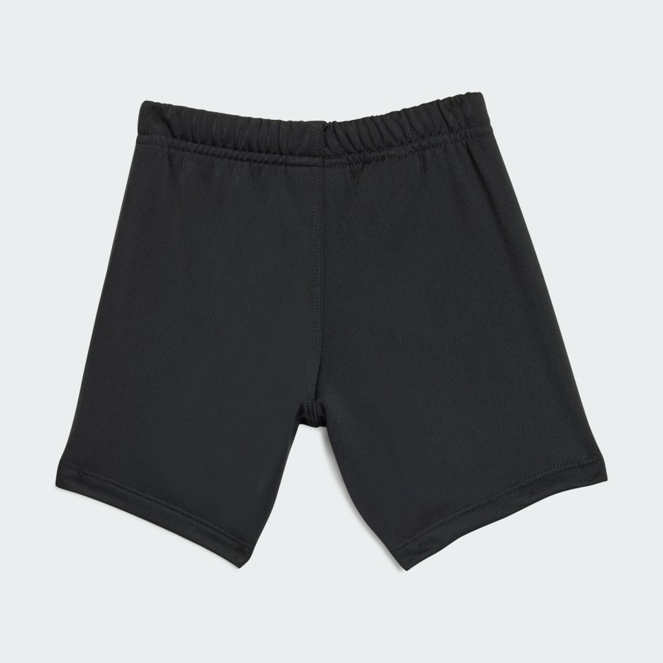 طقم تيشيرت وشورت للأطفال