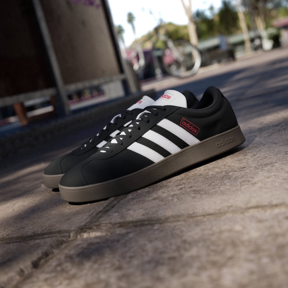 VL Court Classic Shoes