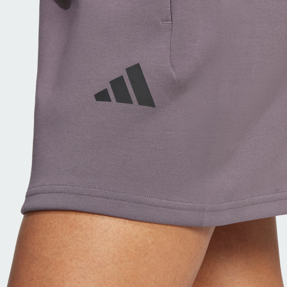 Future Icons Small Logo Shorts