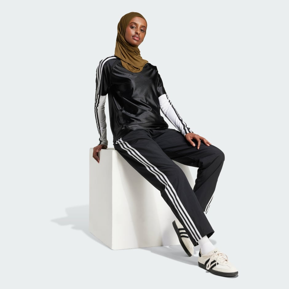 adidas Adicolor Teamgeist Loose Tee - Black | adidas KE