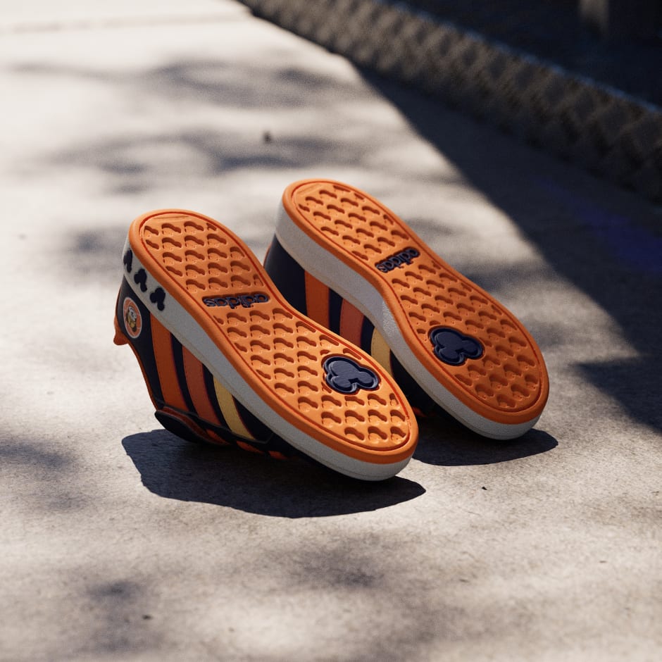 Chaussure adidas Disney Mickey Mouse Grand Court Enfants