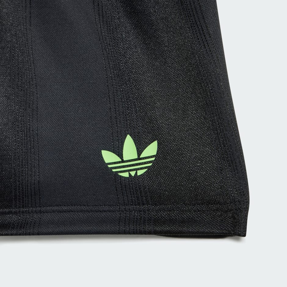 طقم تيشيرت للأطفال