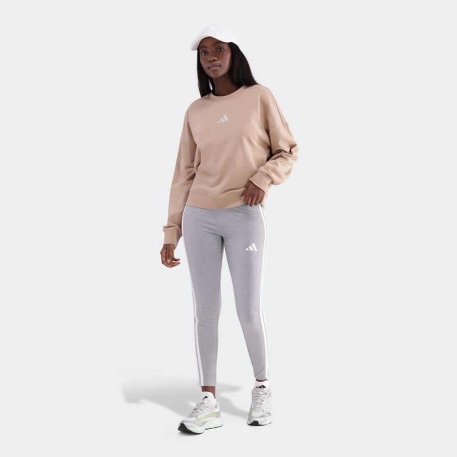 Essentials Small Logo Feelcozy Sweatshirt