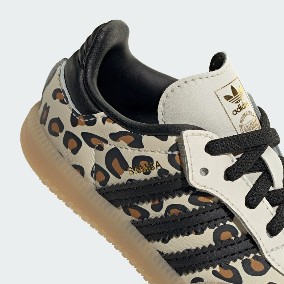 Pantofi Samba OG cu &icirc;nchidere confortabilă și șireturi elastice