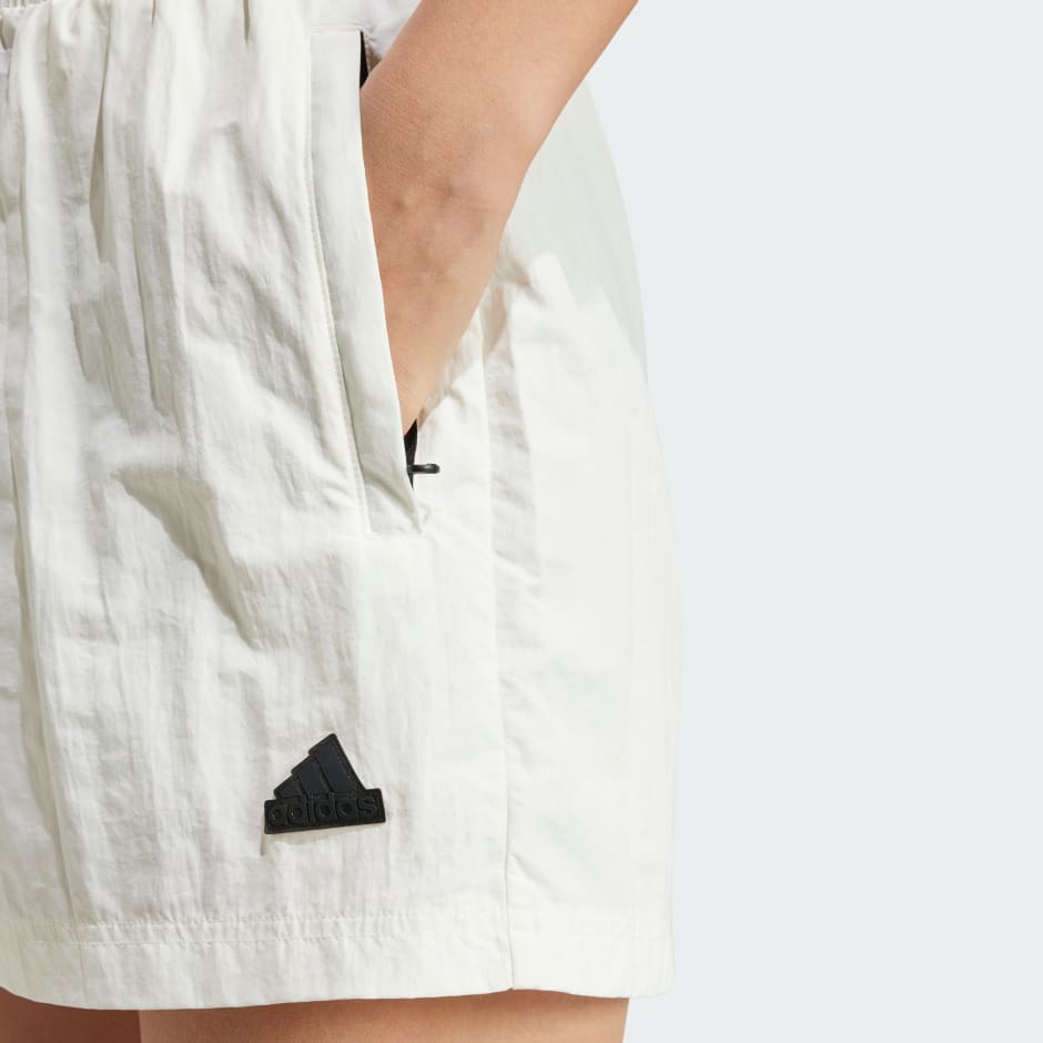 City Escape Woven Shorts