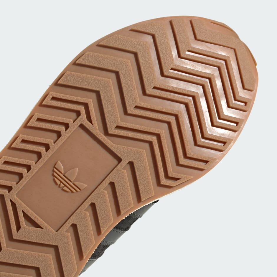 Country XLG Boost Shoes