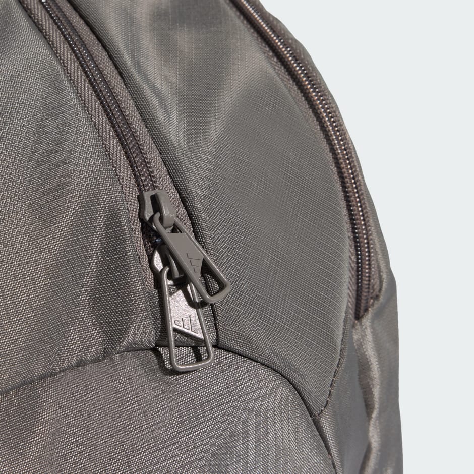 TRAINING DEFENDER DUFFLE BAG MEDIUM