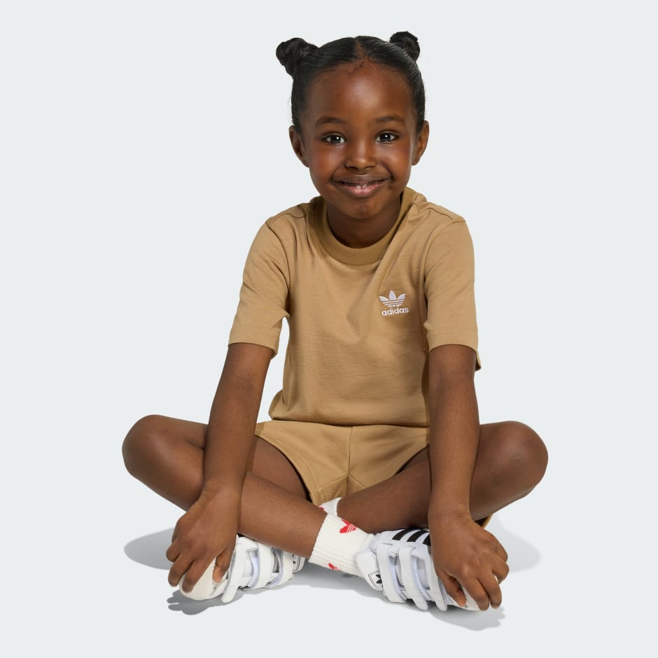 Set Pantaloni Scurți și Tricou Pentru Copii