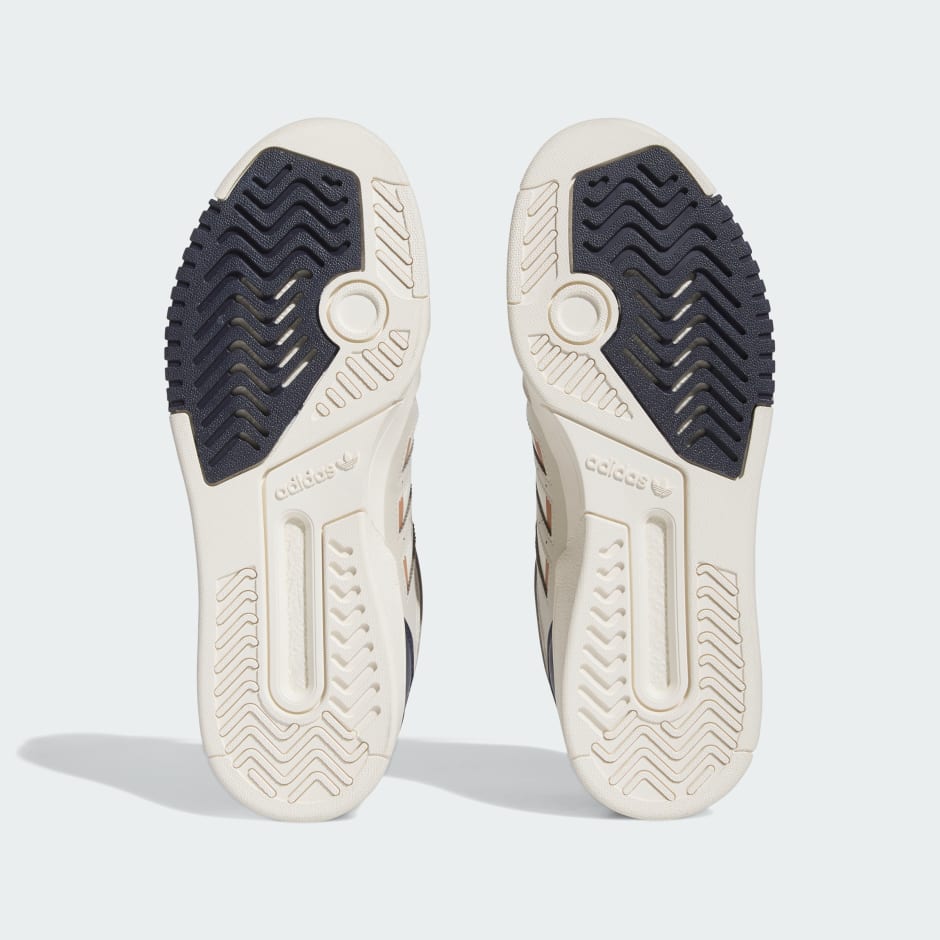 Drop Step Low Shoes