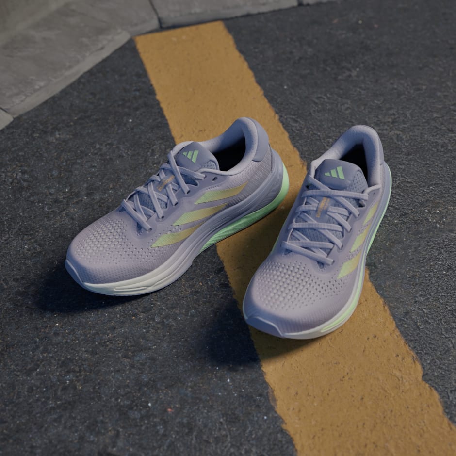 Supernova Solution Running Shoes