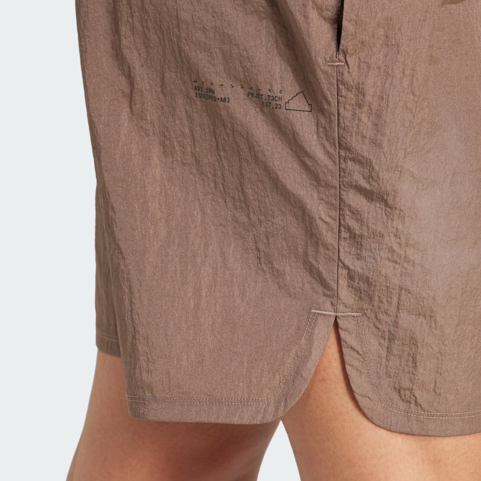 City Escape Woven Shorts