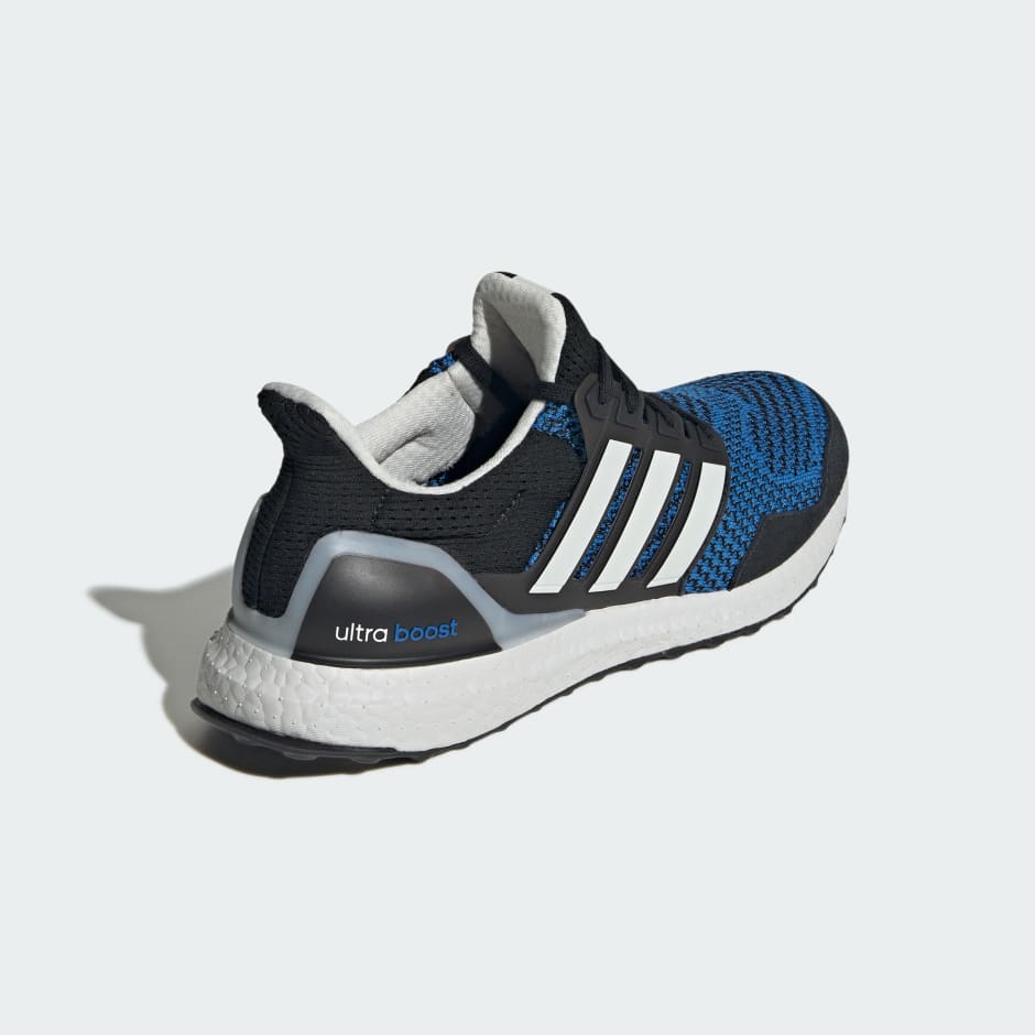حذاء Ultraboost 1.0