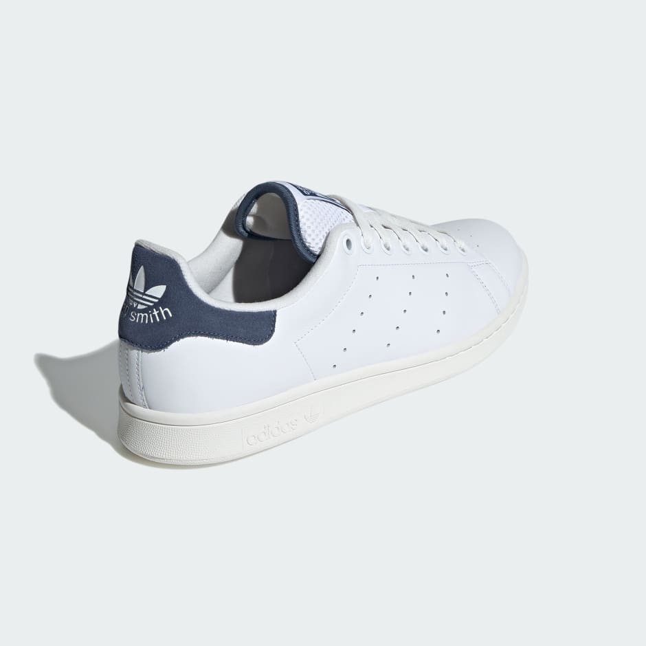 STAN SMITH