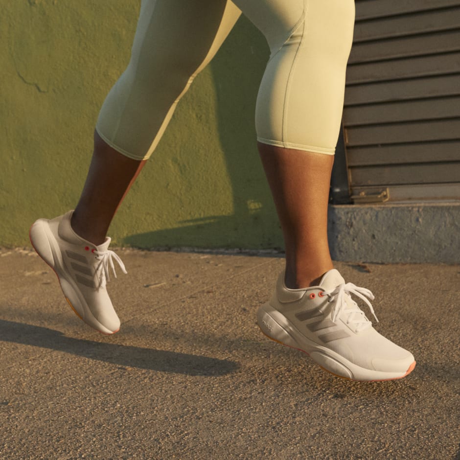 RESPONSE SHOES