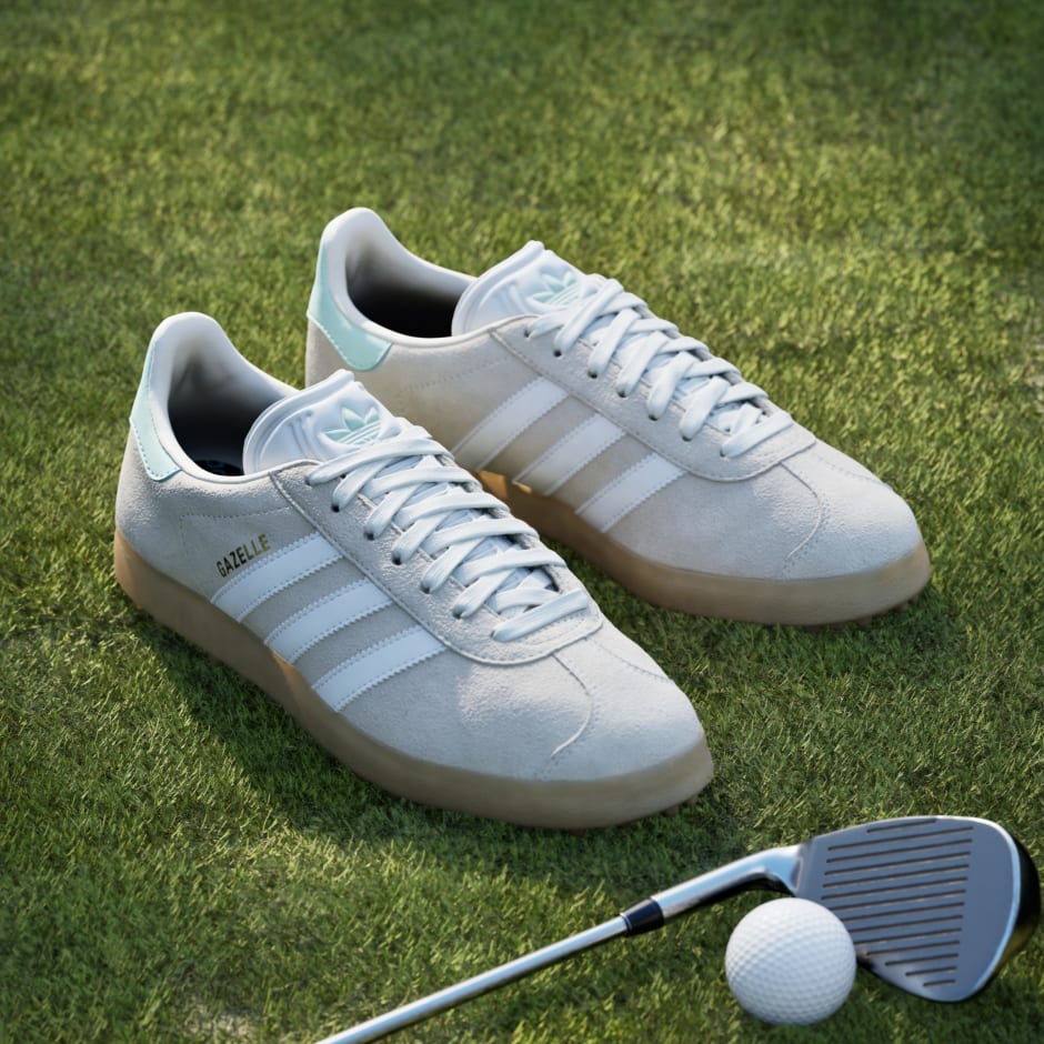 Gazelle Spikeless Golf Shoes
