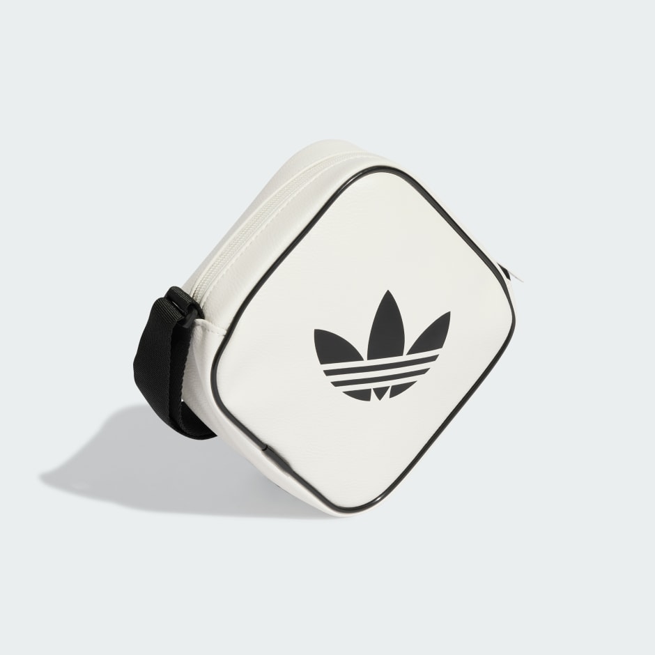 AC D BAG