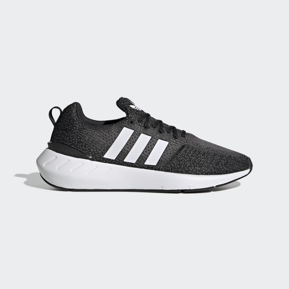 Originals swift run outlet primeknit sneakers