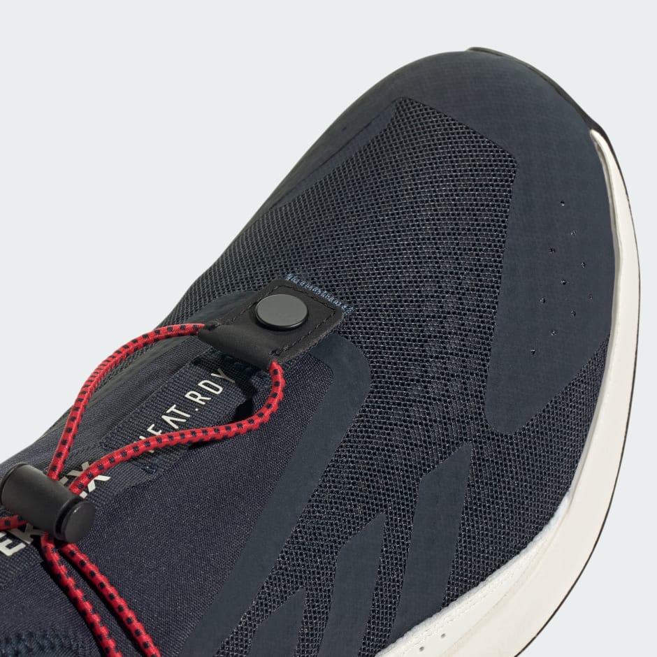 Terrex Voyager 21 Slip-On HEAT.RDY Travel Shoes