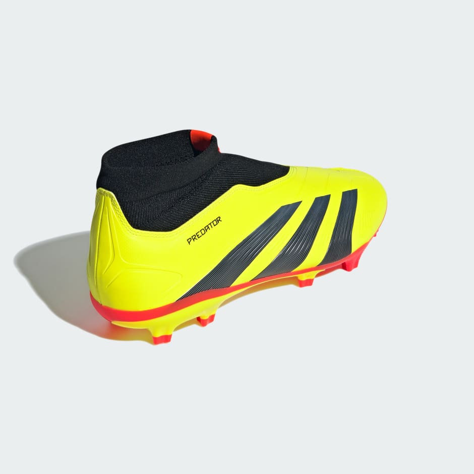 حذاء Predator League Laceless Firm Ground Football