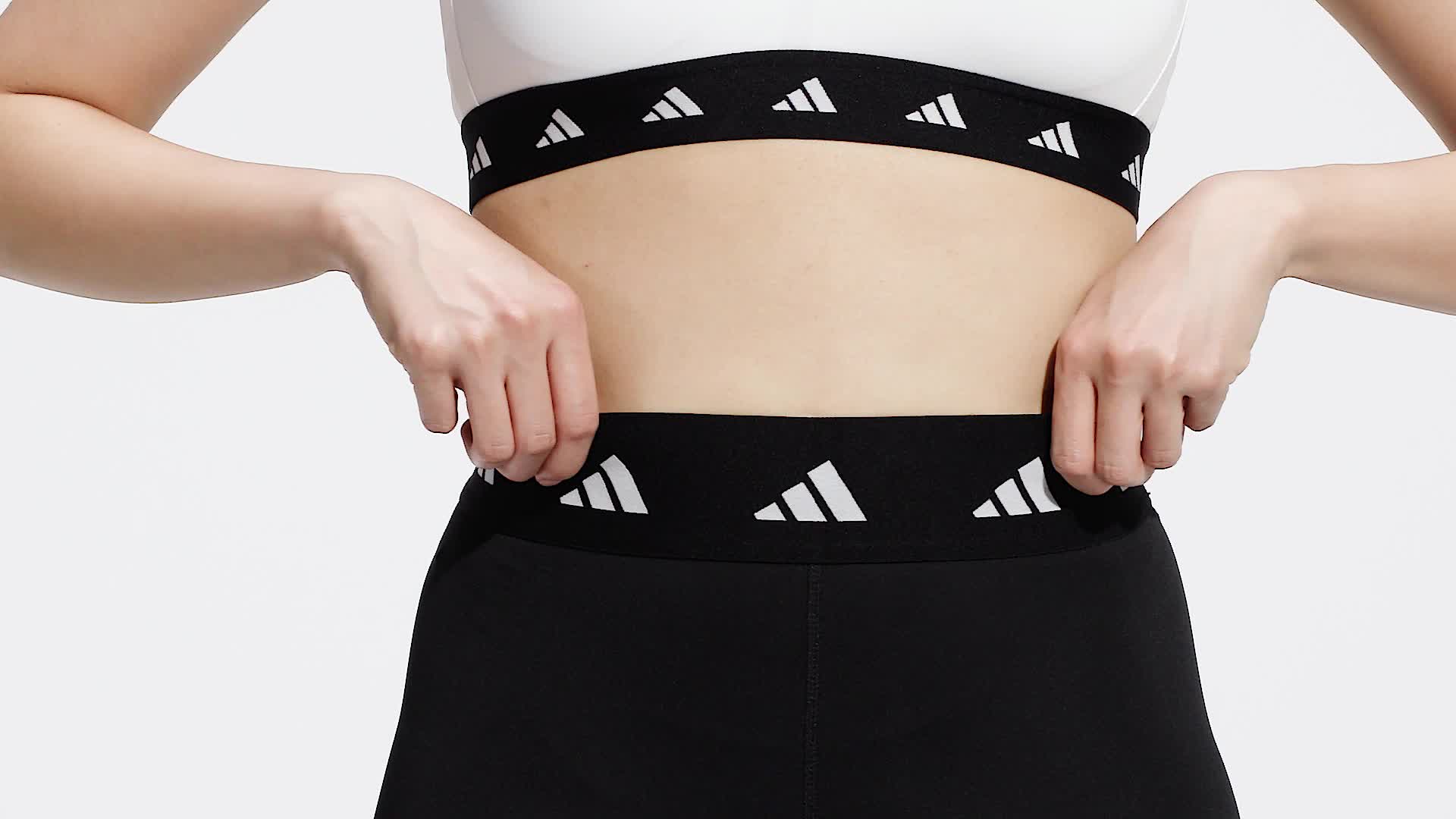 Adidas, WOMAN, Techfit Period Proof 3-Inch Short Leggings, Size