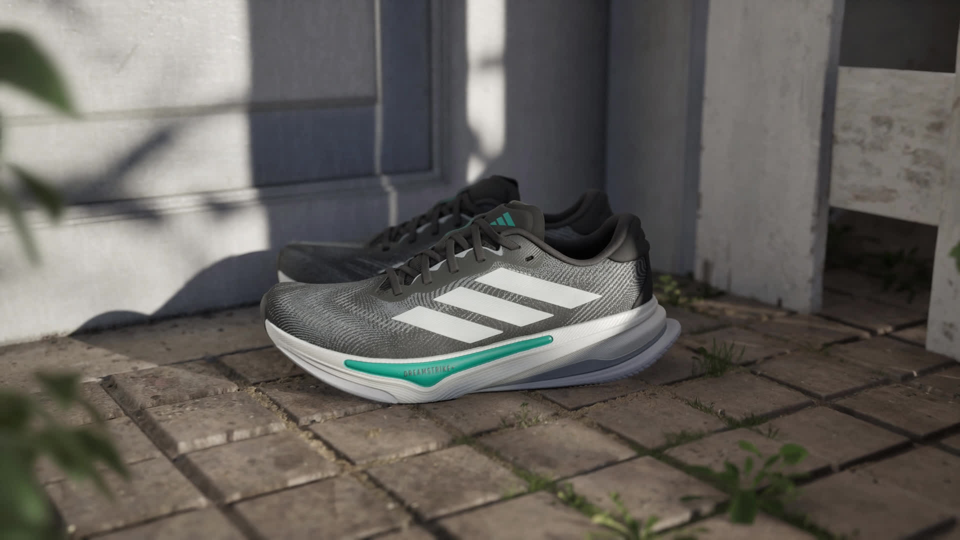 adidas（アディダス） サイズ27.5cm PRIMA2 NOVA 1回着用　アディダスSUPFR SUPERNOVA プリマ2 スーパーノヴァ 2 PRIMA ウォーキング・ランニングウェア