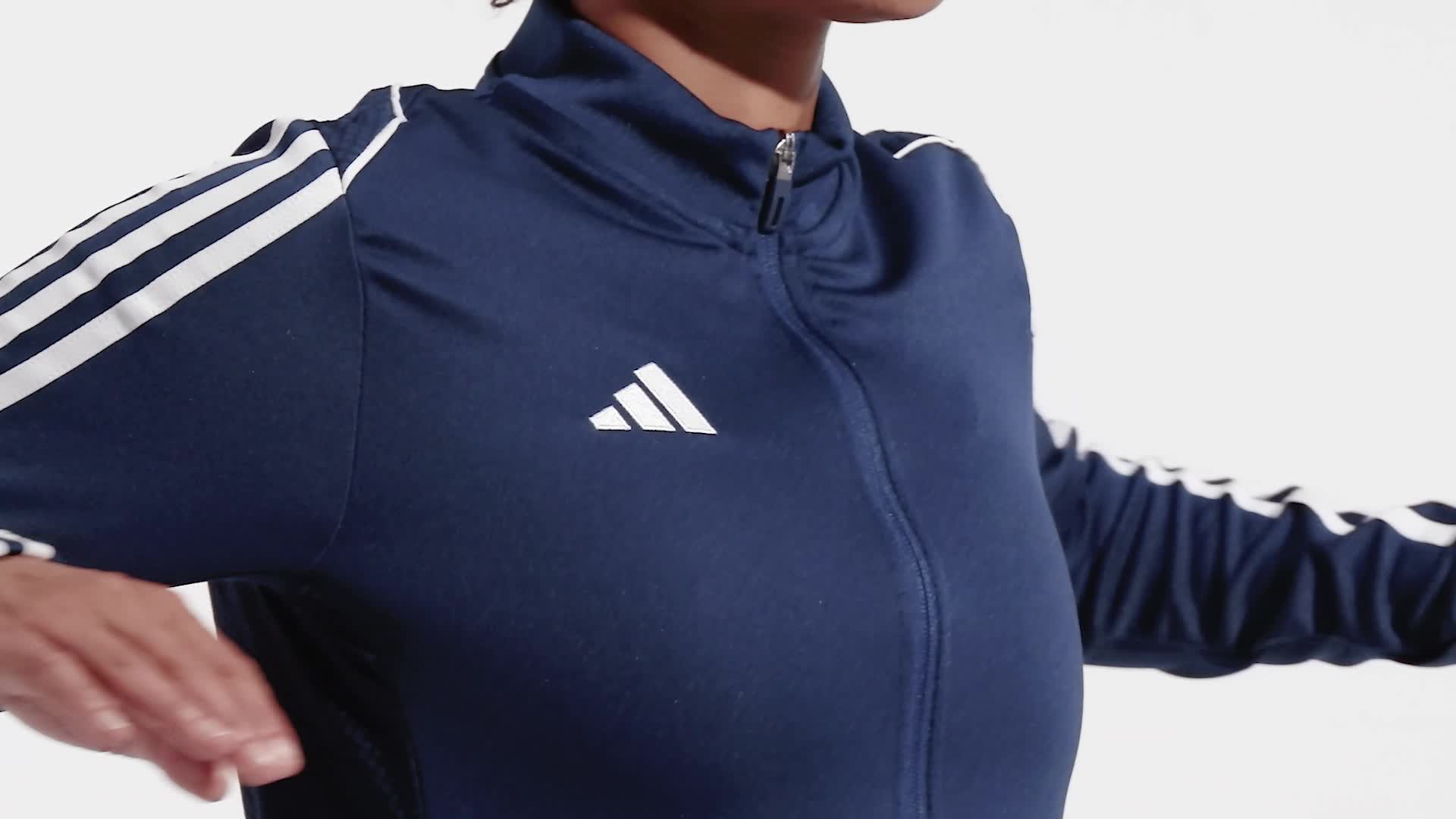 GO Sport Mauritius - WOMEN'S ESSENTIALS 3-STRIPES TRACK SUIT🔥 Pulling  together a look that's classically sporty doesn't get any easier than this.  This adidas track suit has a regular fit that feels