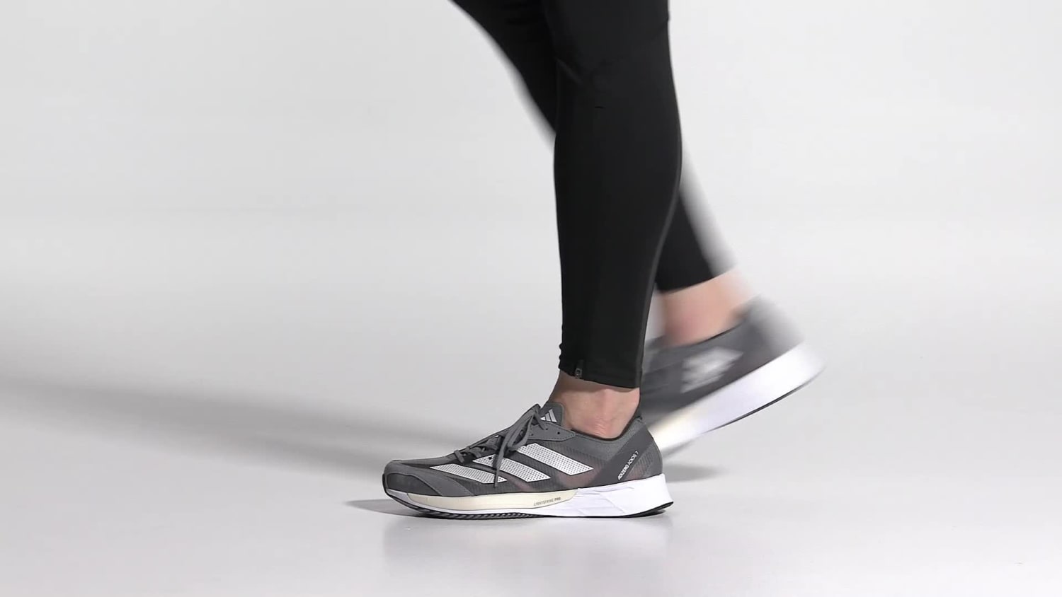 アディダス公式通販】アディゼロ ジャパン 7 M / Adizero Japan 7 M [LWE87]｜[GV7071] [GX6646]  [GX6647] [GY8409] [HQ1068] [HQ1069]｜メンズ ランニング スポーツシューズ｜adidas オンラインショップ