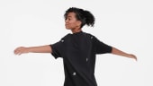 ヒーリングクリスタル インスパイアード グラフィック半袖Tシャツ