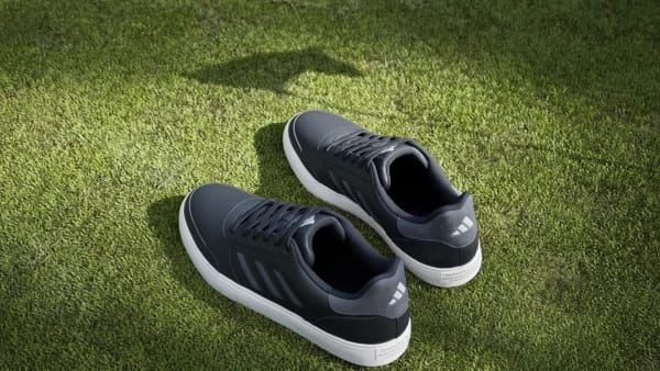 Black Retrocross 24 Spikeless Golf Shoes