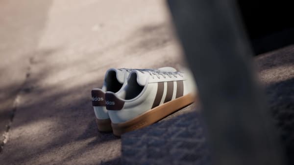 Putih SEPATU GRAND COURT BASE 3.0