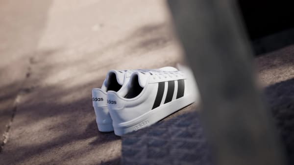 White GRAND COURT BASE 3.0 Shoes