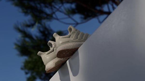White ULTRABOOST 1.0 SHOES
