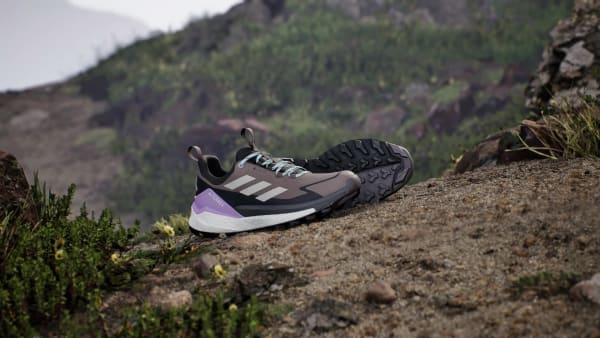 Brown Terrex Free Hiker 2.0 Low Gore-Tex Hiking Shoes