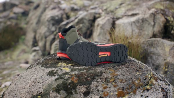 Yesil Terrex AX4 Mid GORE-TEX Yürüyüş Ayakkabısı