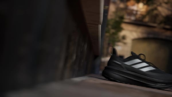 cerná Boty Ultraboost 5 TR