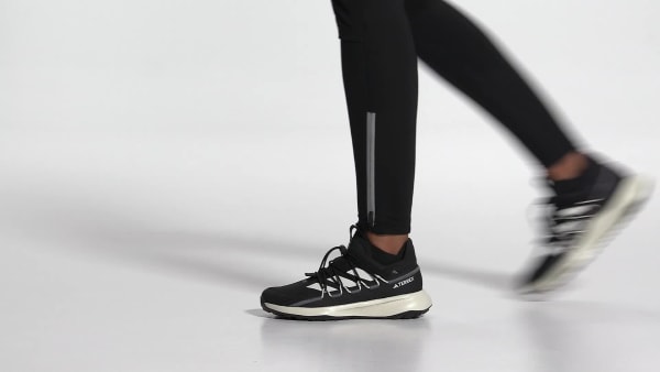 Schwarz TERREX Voyager 21 Travel Schuh