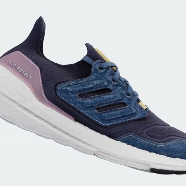 สีน้ำเงิน รองเท้า Ultraboost 22