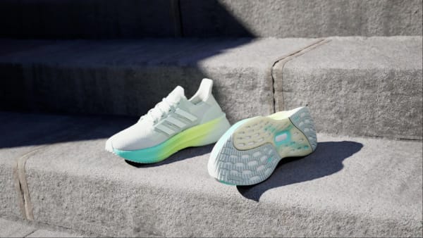 สีเขียว รองเท้า Ultraboost 5