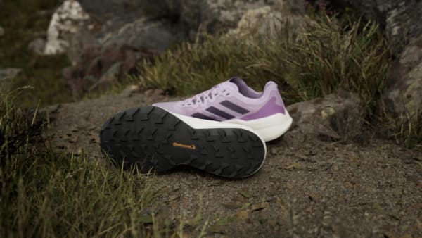 Lila Terrex Agravic Speed Trailrunning-Schuh